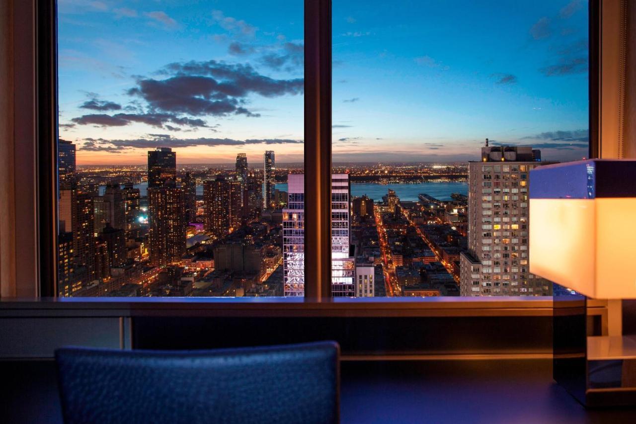 W New York - Times Square Hotel Bagian luar foto
