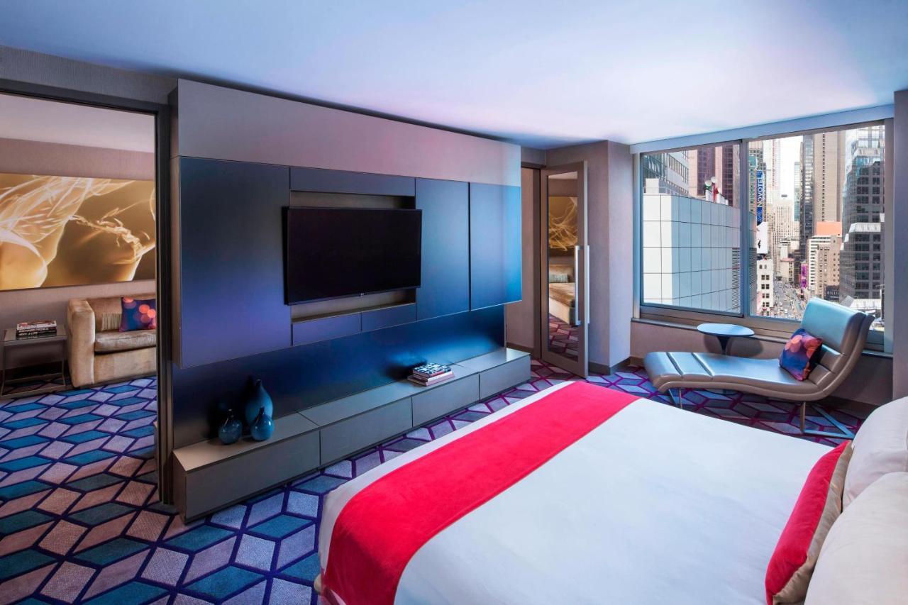 W New York - Times Square Hotel Bagian luar foto